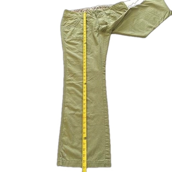 Carhartt Women’s Relaxed Fit Trail Pants, Size 12/34, Khaki Green - Picture 11 of 12